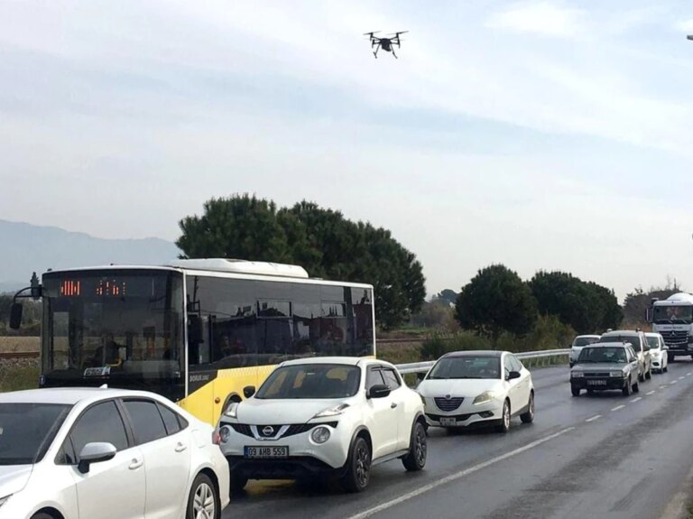 Aydın’da havadan drone ile trafik kontrolü yapıldı