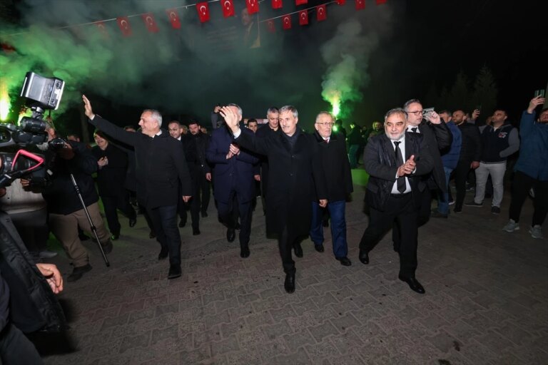 Serdivan Belediye Lideri Yusuf Alemdar Seçim Ziyaretlerine Devam Ediyor