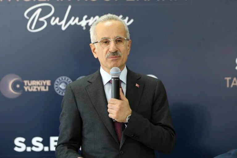 Ulaştırma ve Altyapı Bakanı Abdulkadir Uraloğlu, hizmetlerin tamamlanacağını söyledi